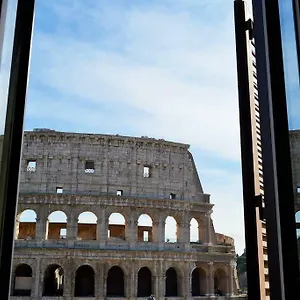  Apartamento Jacuzzi In Front Of The Colosseum Itália